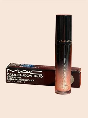 MAC Cosmetics Dazzleshadow Liquid in EVERYTHING IS SUNSHINE NIB
